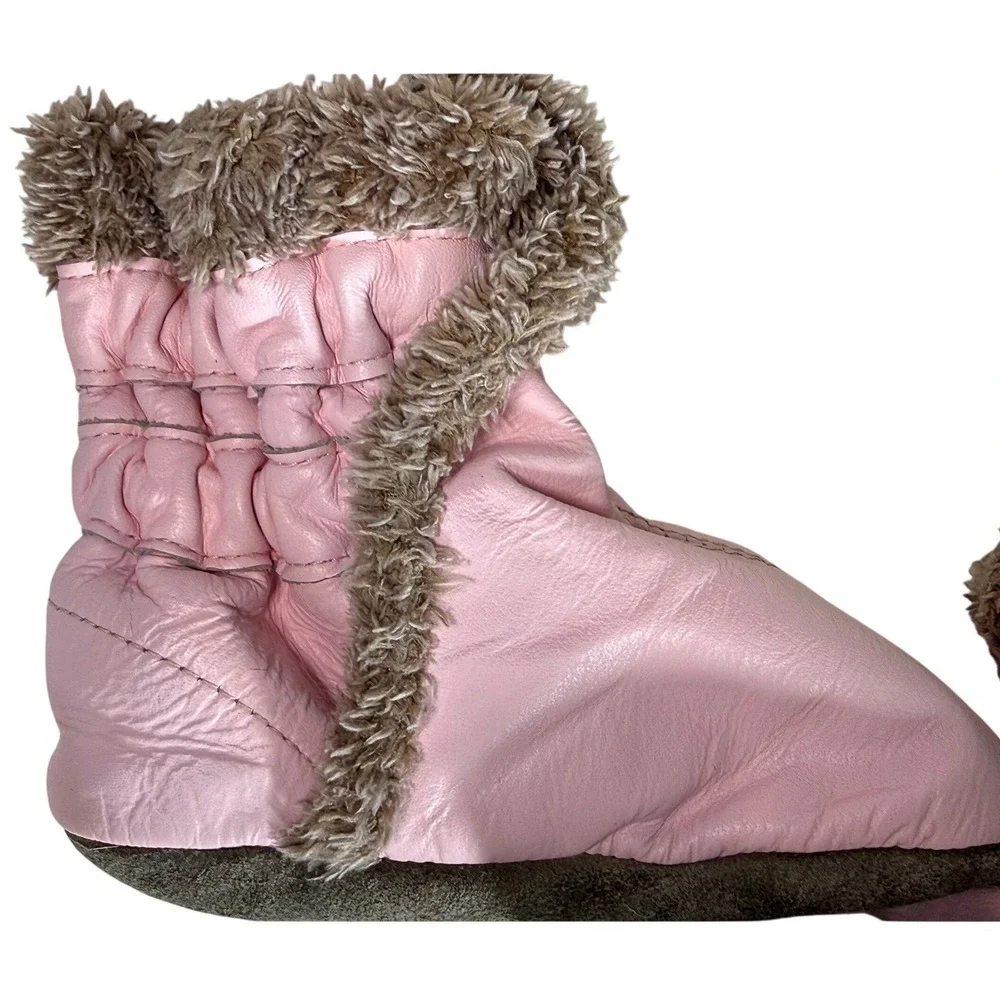 Robeez Pink Leather Faux Fur Trim Booties Soft Sole Baby Shoes 18-24 Months